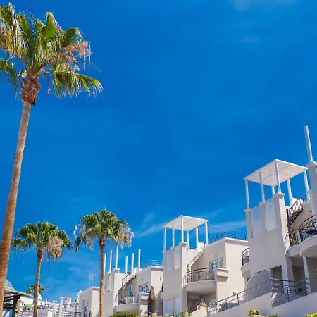 فندق Olivos 3*
