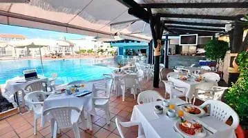 Olivos أذيخي