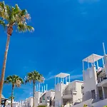 Hotel Olivos 3*