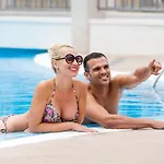 Olivos Otel 3*